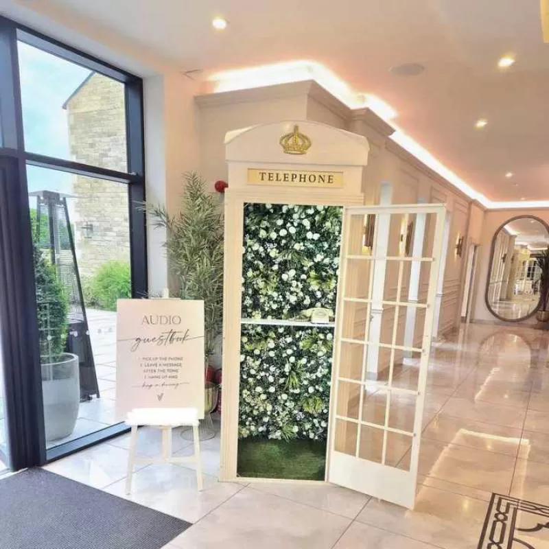 White London Telephone Booth with Audio Guestbook Wedding Decor Event London Telephone Booth for Wedding Decoration