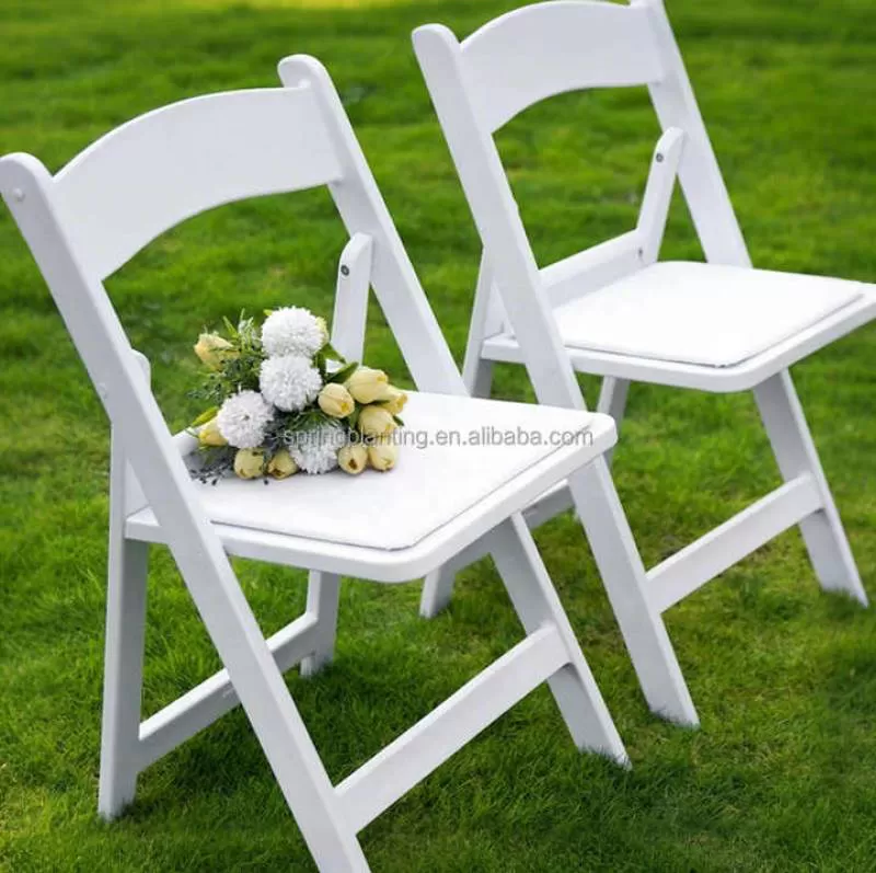 SPRING PLANTING Factory Price Modern Outdoor Garden Wedding Durable White Padded Folding Resin Chair Hotels Dining Halls