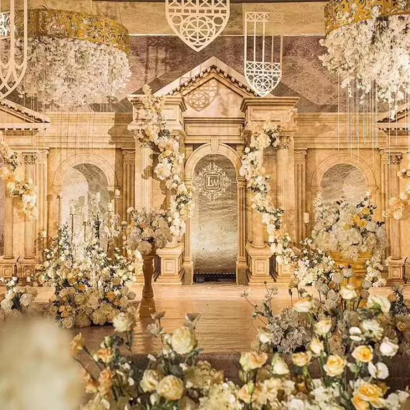 Customized Wooden Castles for Hotel Stage Background Decoration Banquet Hall Decor Props Wedding Castle