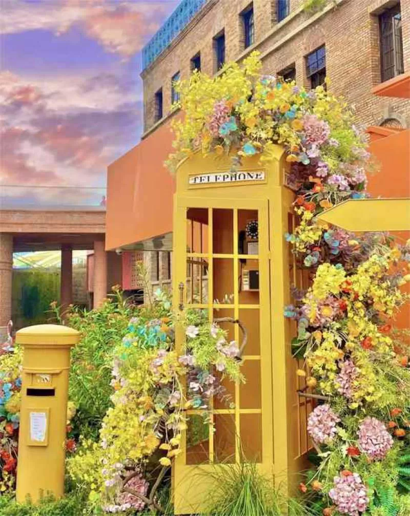 Hot Sale Outdoor Wedding Decoration Party Props London Telephone Booth