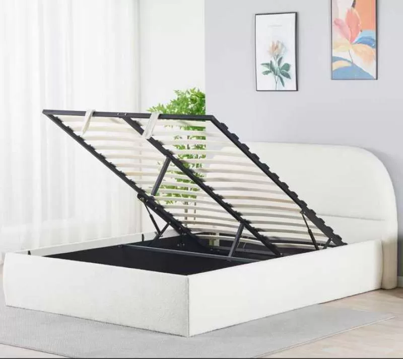 Latest Design Villa Bed High Quality Double Bed Leather Luxury Bedroom Sets Upholstered Beds