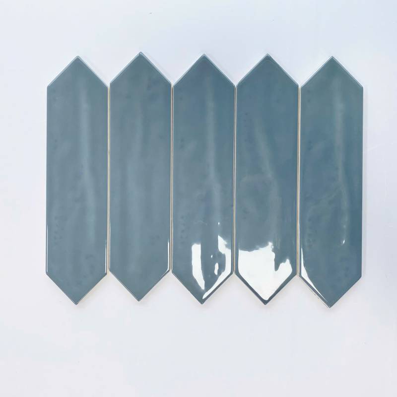 Gạch thẻ mũi tên KT 75x300 mã 75304J