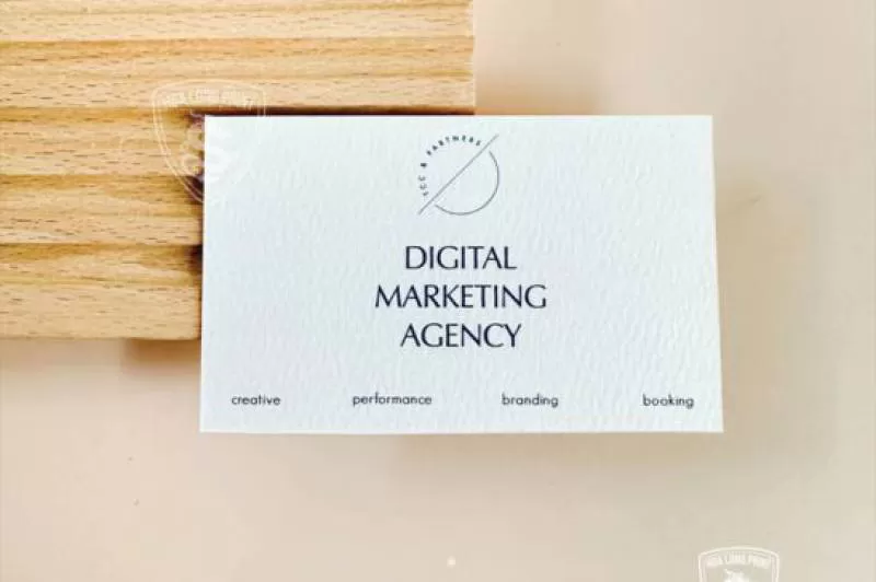In name card giấy mỹ thuật theo yêu cầu tại Hà Nội