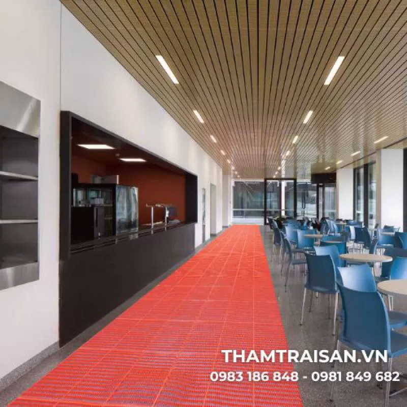 Thảm nhựa lưới ô vuông trong 0,9mx20m