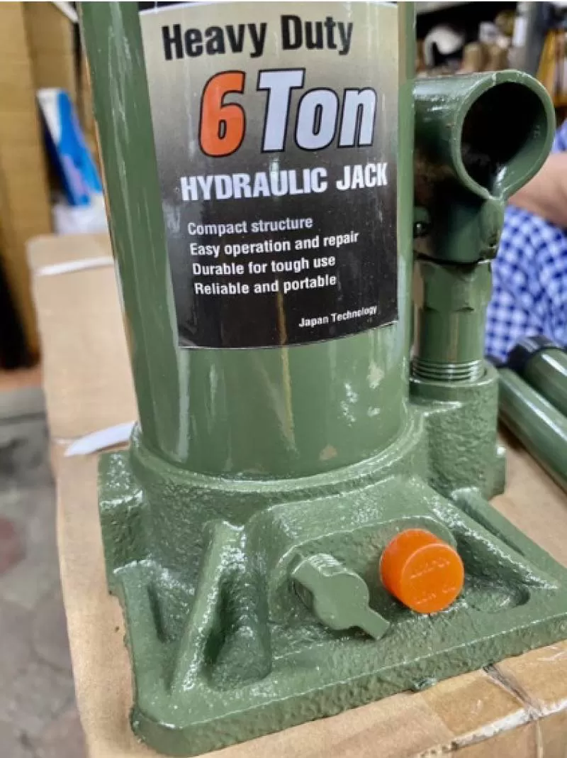 Con đội thuỷ lực Hito 6 tấn G0602